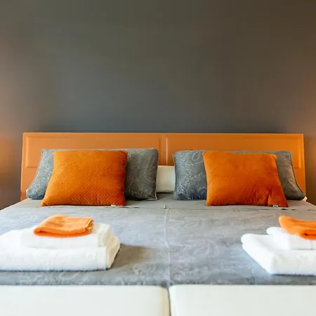 Vacation I Fuentes, Prime Location, Perfect For Families And Big Groups, Shared Pool Вилла *