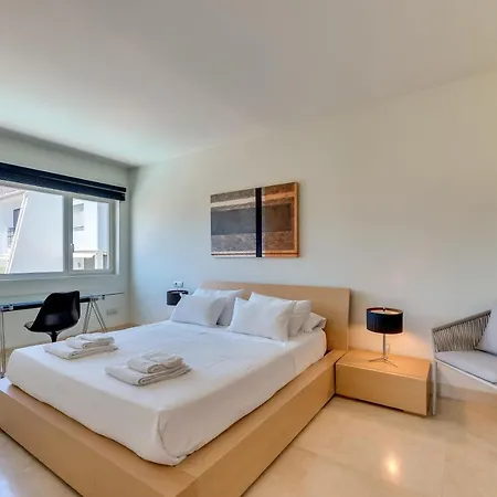 Vacation I Fuentes, Prime Location, Perfect For Families And Big Groups, Shared Pool