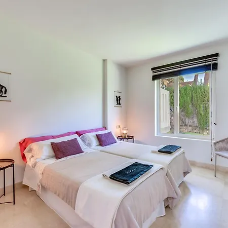 Vacation I Fuentes, Prime Location, Perfect For Families And Big Groups, Shared Pool Villa
