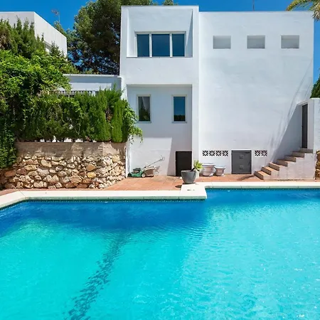 Vacation I Fuentes, Prime Location, Perfect For Families And Big Groups, Shared Pool Villa